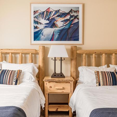 Majestic Valley Wilderness Lodge Sutton-Alpine Extérieur photo