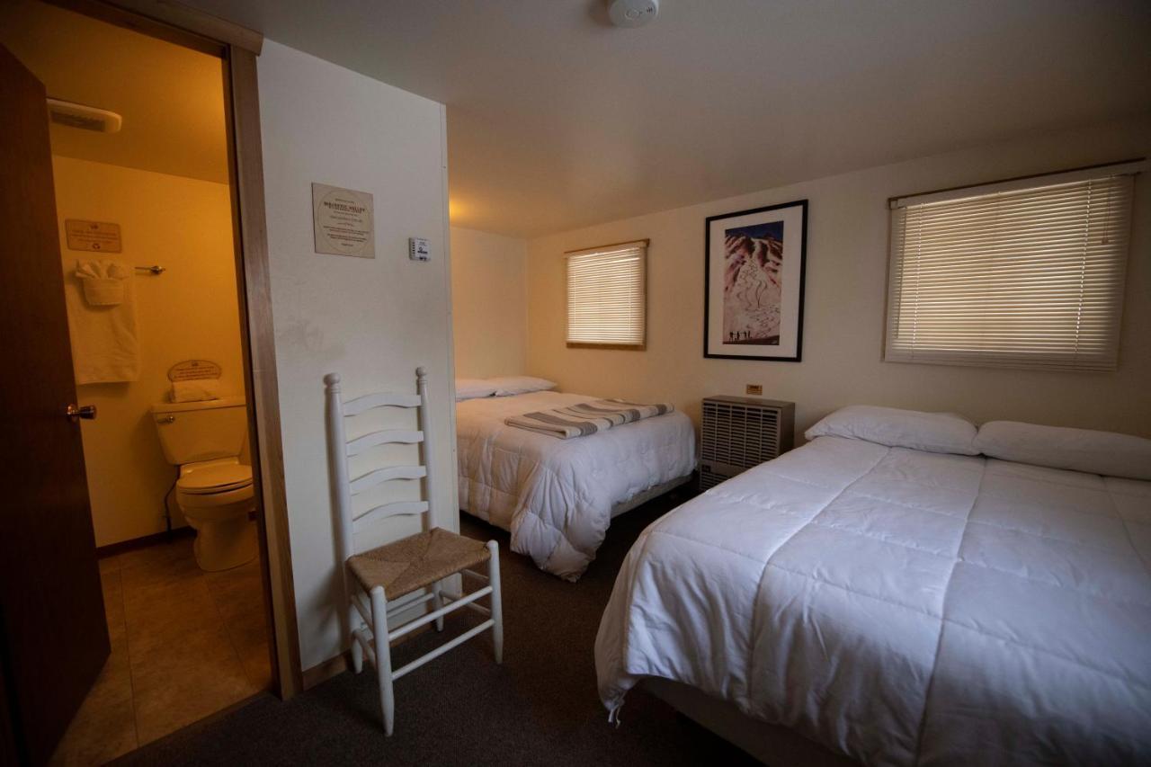 Majestic Valley Wilderness Lodge Sutton-Alpine Extérieur photo